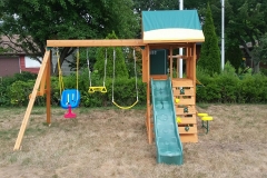 Kids swing set